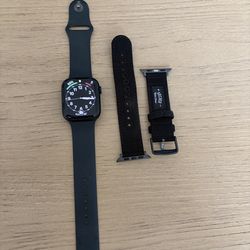 Apple Watch Series 7  - 44mm
