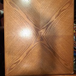 Set of 2 solid wood End table