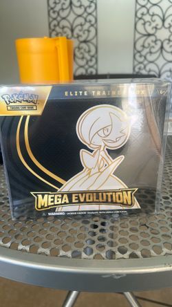 Pokémon Mega Evolution etb