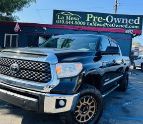 2017 Toyota Tundra SR5