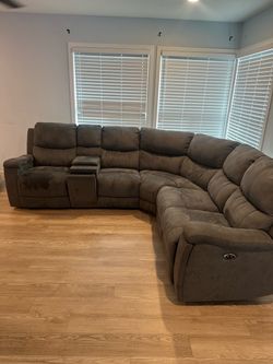 Power reclining couch