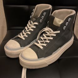 Zara Converse Shoes, size 10