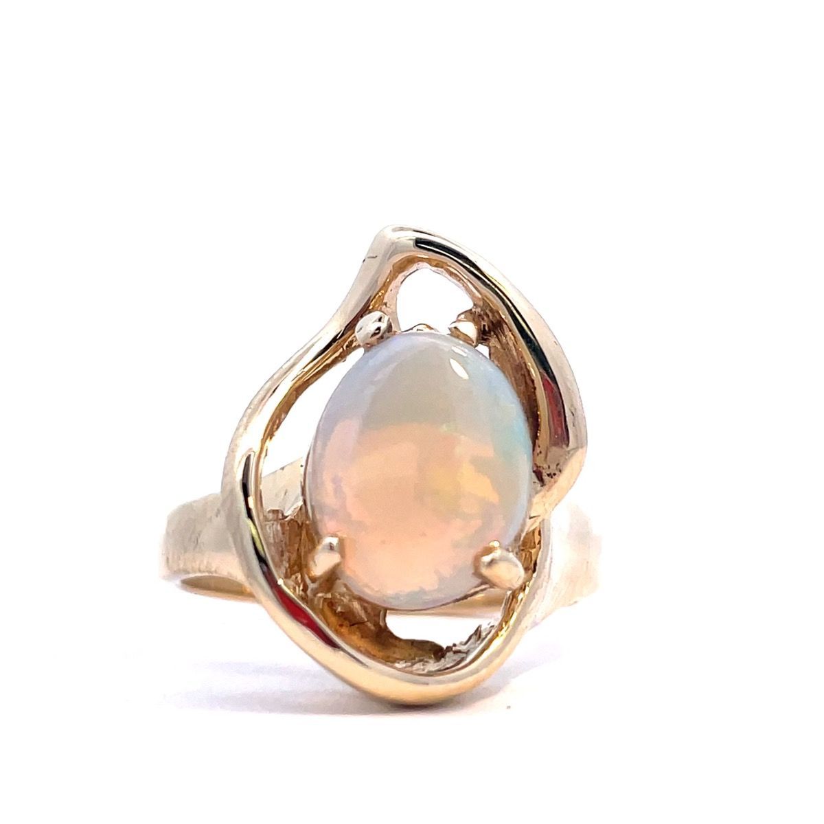 Lady’s 14K Yellow Gold Ring – Size 5 (51650-1)