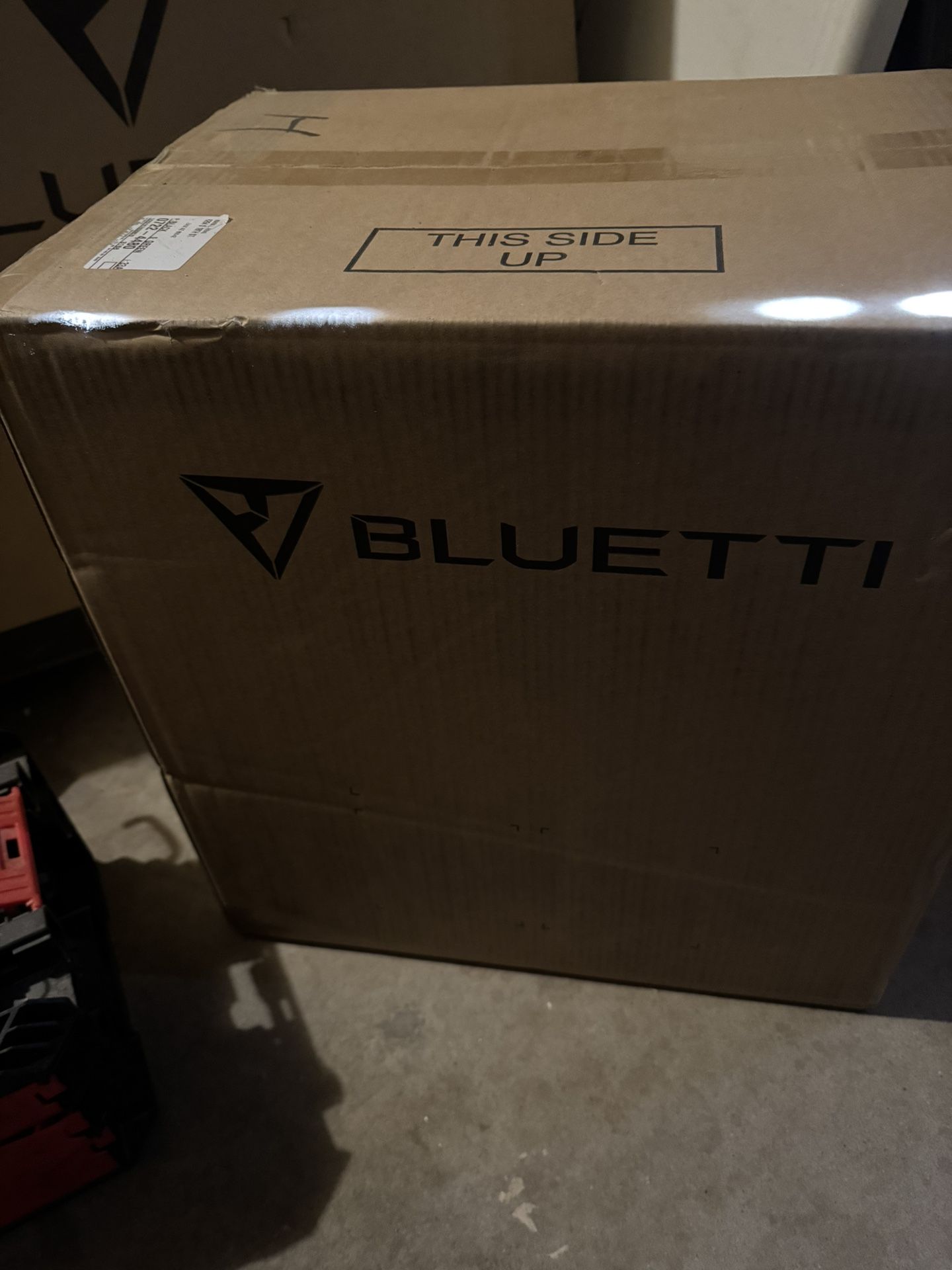 Bluetti Elite 200 V2