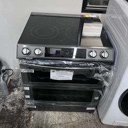 SAMSUNG 30โ NEW SMART DIAL ELECTRIC 220 VOLT RANGE