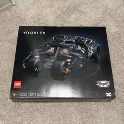 Lego - Batmobile Tumbler 76240
