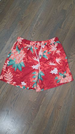 Nike Woven Club Shorts  - Large