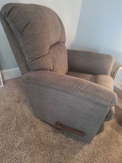 Lazy Boy swivel recliner chair