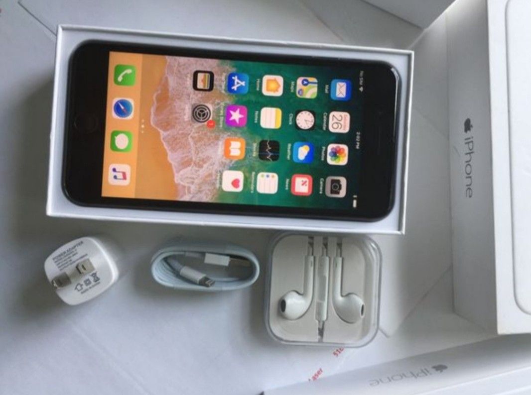 iPhone 7 Plus  ,,Factory UNLOCKED Excellent CONDITION "aS liKE nEW"