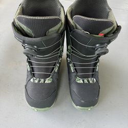 9.5 Burton Snowboarding Boots