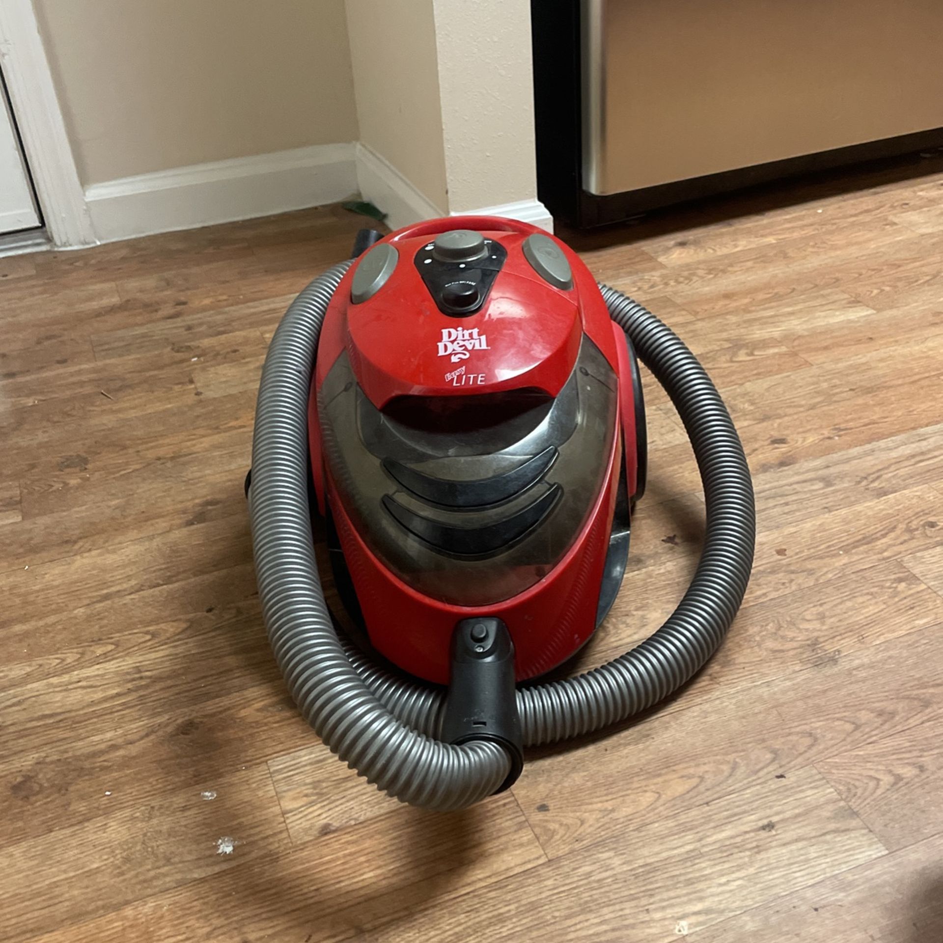 Royal Dirt Devil Easy Lite Canister Vacuum HEPA Bagless Red SD40010 Motor & Hose