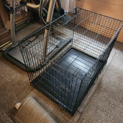 Large Dog Pen. Excellent Condition. Hard Floor, Lots Of Room 