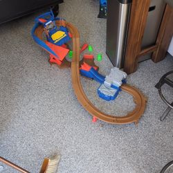 Hot wheels Monster Truck Track