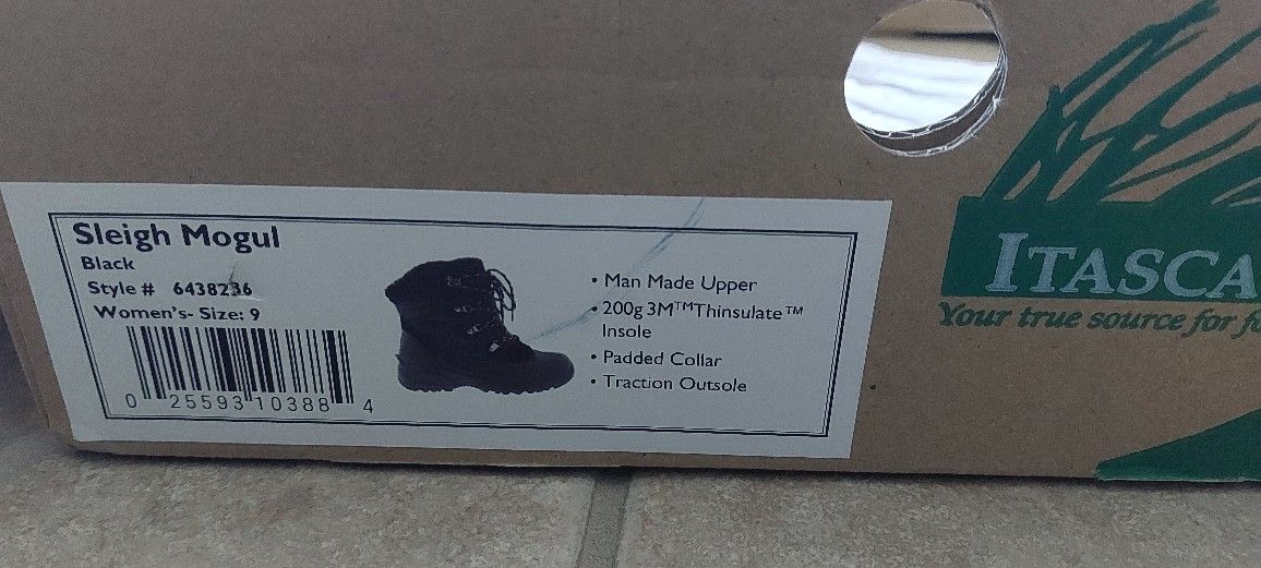 Itasca Women's Size 9 Snow Boot