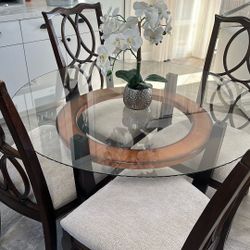 Table And 4 Chairs Brand New Upholstered Glass Top
