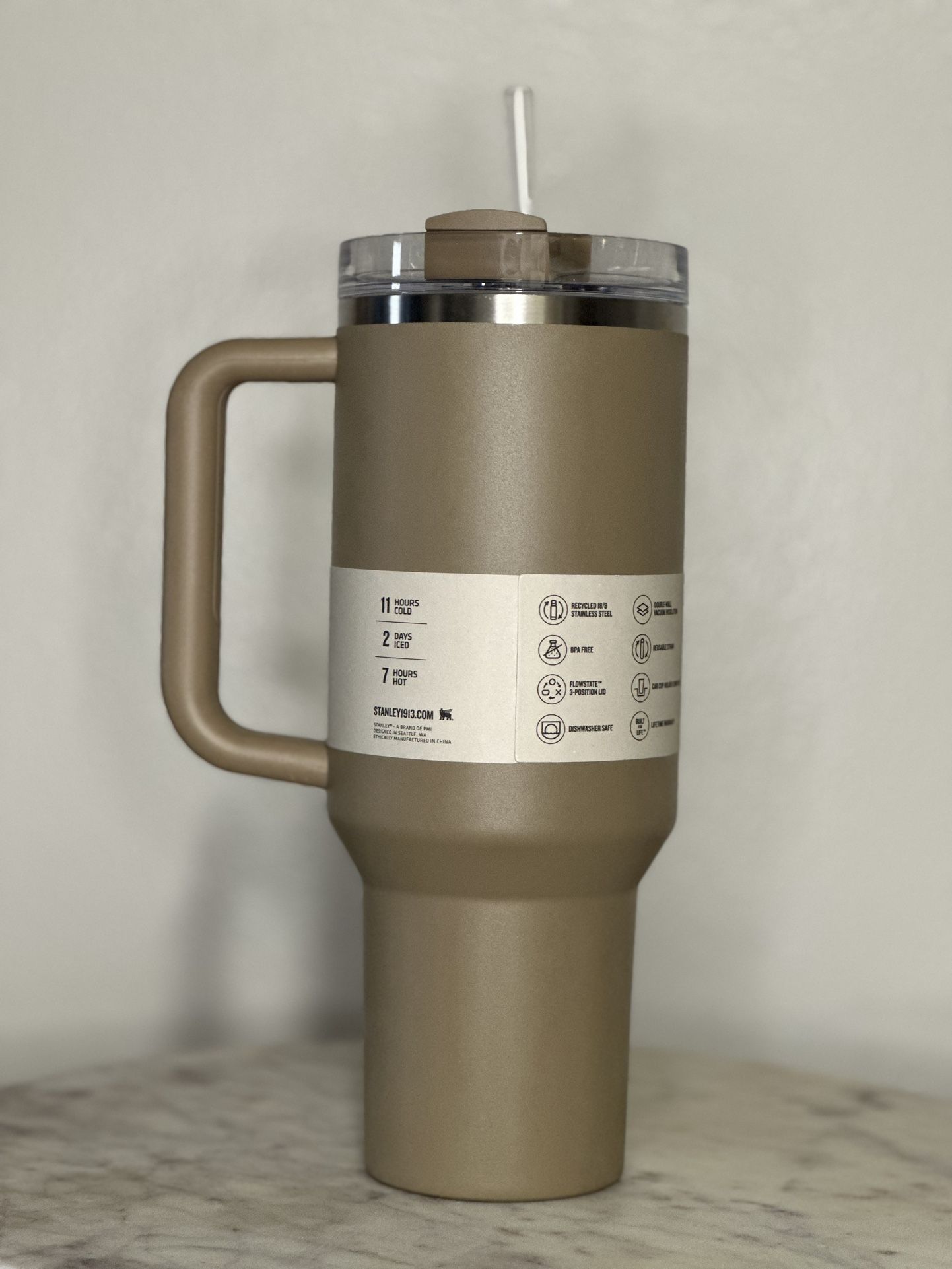 40 oz Stanley Tumbler in Driftwood for Sale in Las Vegas, NV - OfferUp