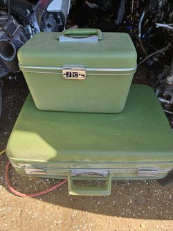 Vintage osh kosh luggage