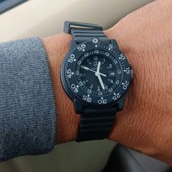 Mercedes Benz LUMINOX Navy Seal Dive Military Watch Date Indicator Swiss Wristwatch