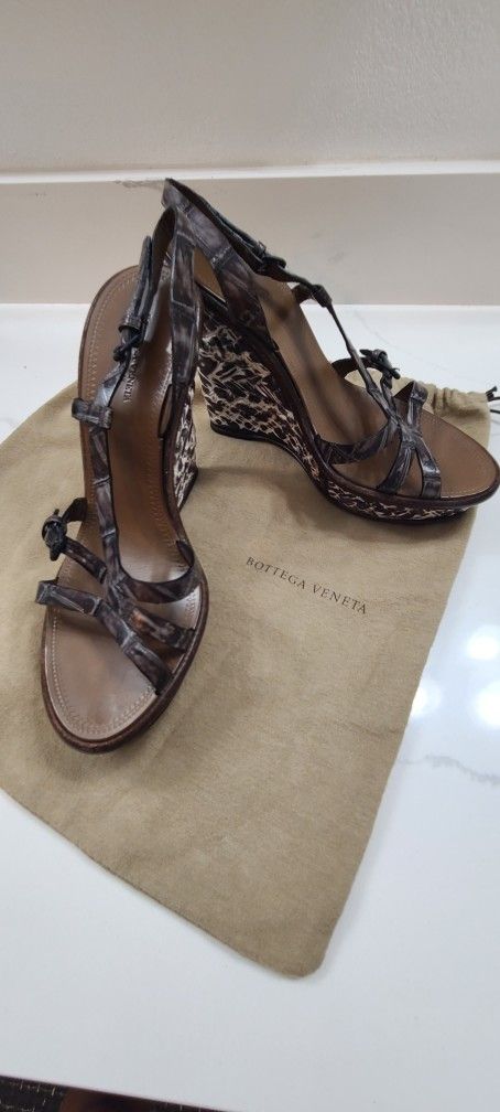 Bottega Veneta Intrecciato Leather Wedge Sandals