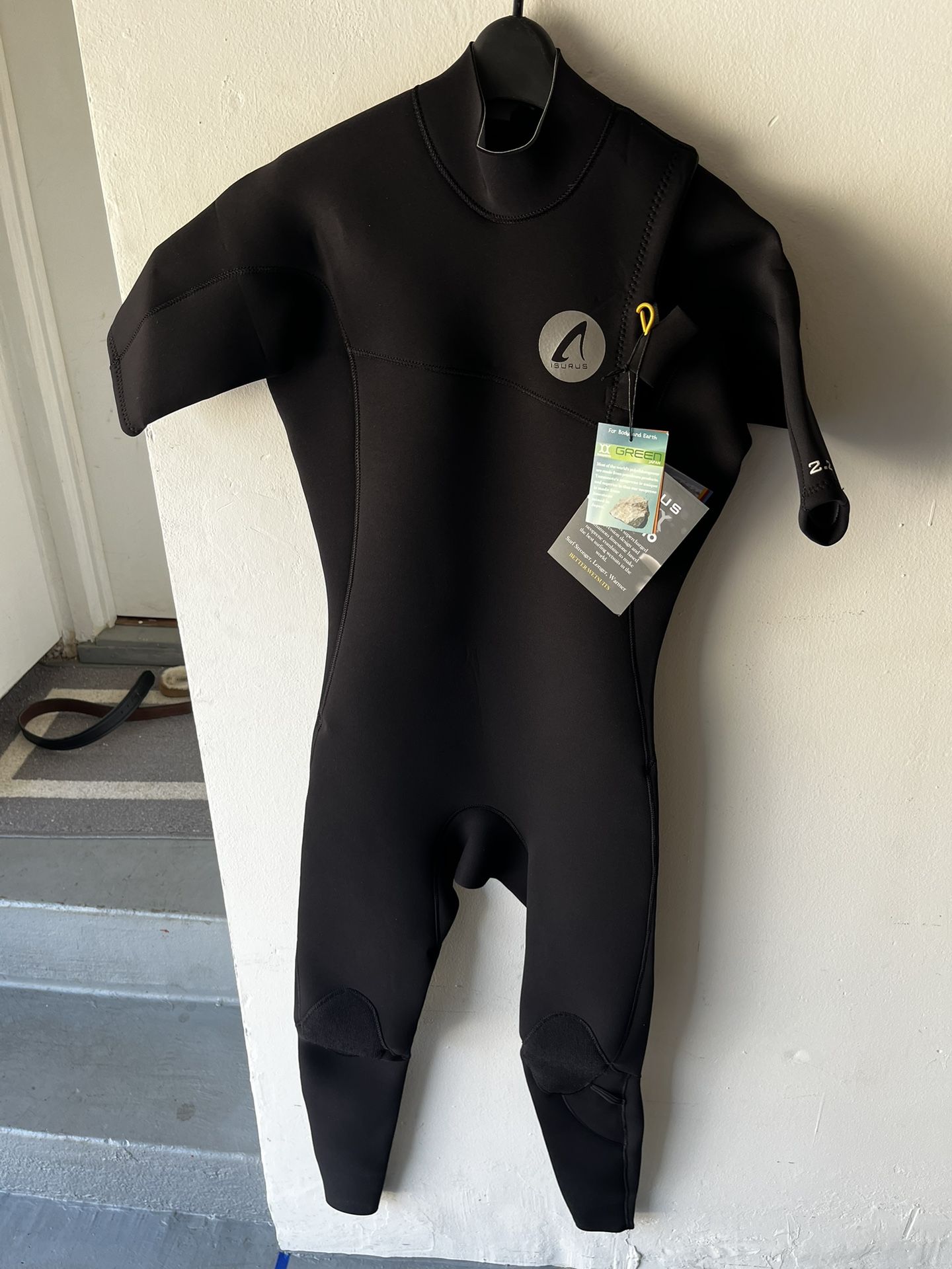 Wetsuit (Brand New)