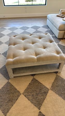 Williams Sonoma Ottoman