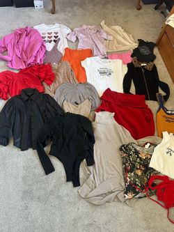 Women clothing (must buy all for $30)  (22 items included )