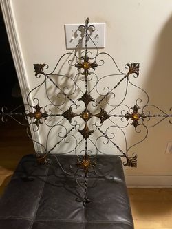 3’ x 3’ metal wall art