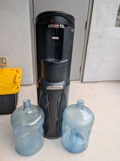 Water dispenser