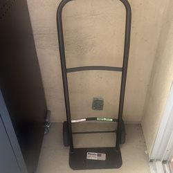 Milwaukee Heavy-Duty Hand Truck (Dolly) – Great Condition