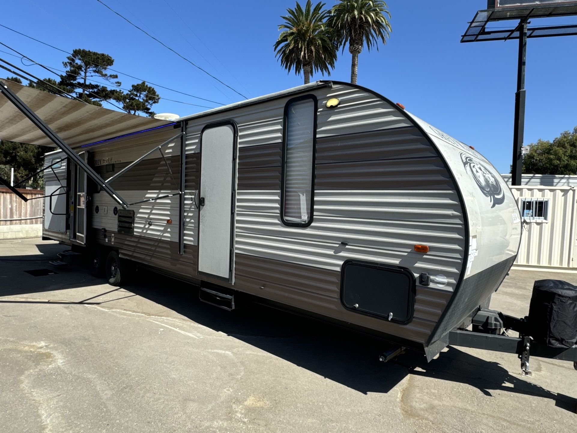 2018 Forest River Cherokee Grey Wolf Limited 2 Bedroom Travel Trailer RV