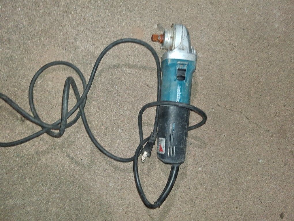 Makita GRINDER 