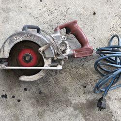 Red skillsaw