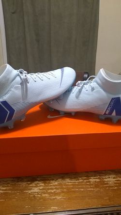 NIKE SUPERFLY 6 ACADEMY