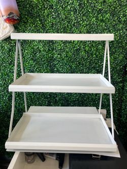 3 tier metal display riser