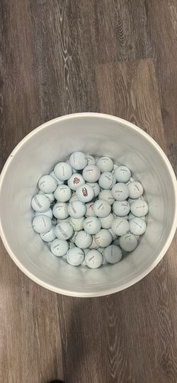 Titleist Pro V1 and V1x Golf Balls