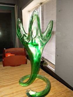 Glass Jack-in-the-Pulpit Vase
