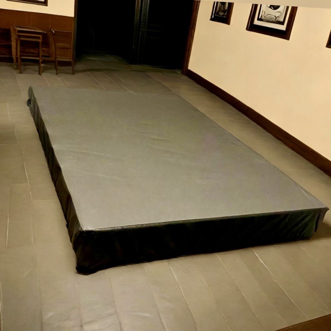 Queen Size Box Spring – Brand New from Factory! Also available in Twin, Full, King, and California King. 🚚 Same Day Delivery Available!