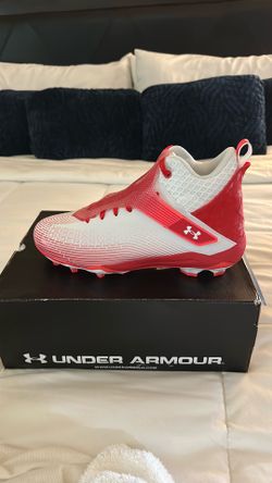 Football cleats men’s 12