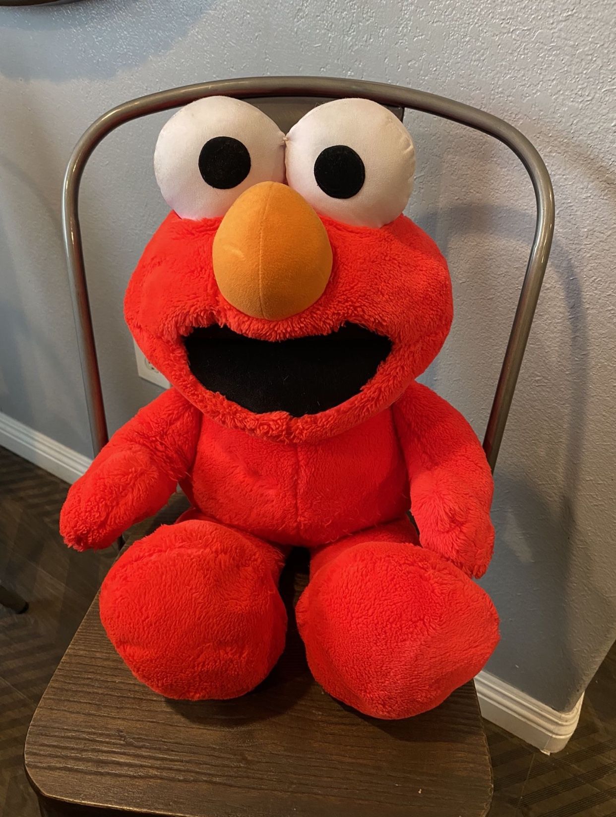 ELMO JUMBO PLUSH 26” SESAME STREET ELMO PLUSH