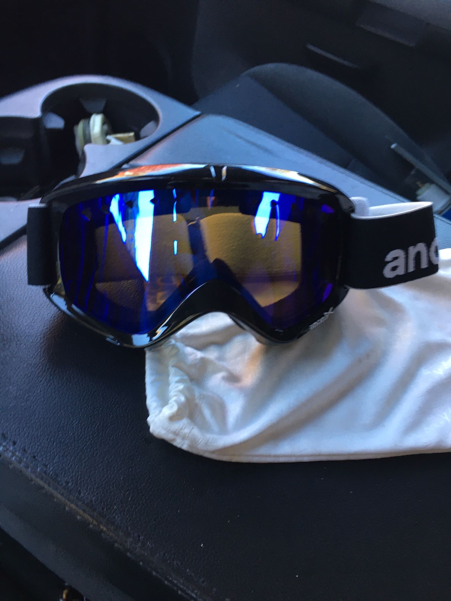 Anon snow board goggles