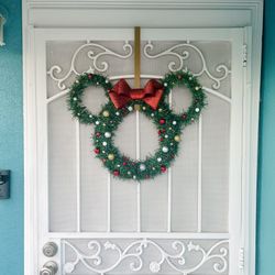 Handmade Mickey & Minnie Mouse Inspired Christmas Wreath (Restocked-Now available In All Size!!)
