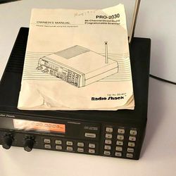 Radio Shack Pro-2030 Hyperscan 80 Channel 800mhz Programmable Scanner