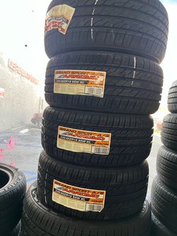 Arroyo Grand Sport A/S 235/40ZR18 95W XL Tires – Set of 4