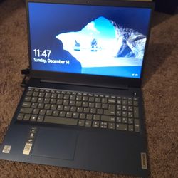 15" Laptop Windows 10