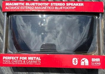 Magnetic Bluetooth Stereo Speaker