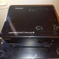 Epson - MovieMate 72 3LCD Projector with Built-In DVD Player 