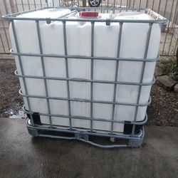 1,000 L Container Freshwater Storage