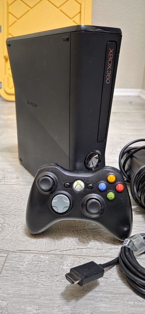 Xbox 360s