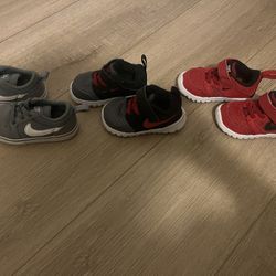 Toddler Nike Shoes 4C