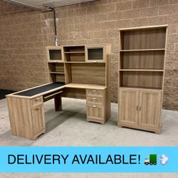 Beige Wooden Desk w/Hutch & Bookshelf (DELIVERY AVAILABLE! 🚛💨)